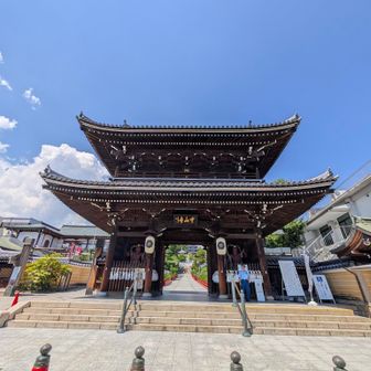 中山寺山門。残すところ7回です。