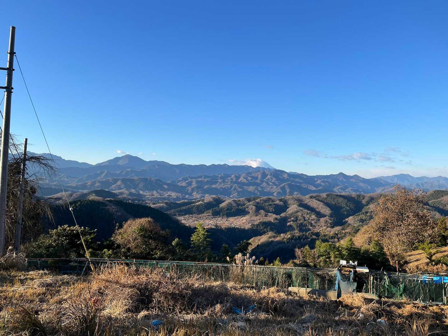 この景色、いいですね♪富士山や大室山　加入道山が見えます❗️