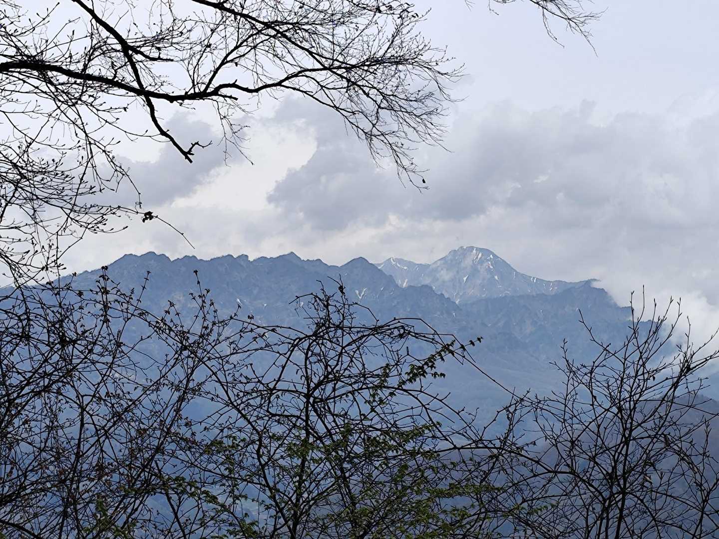 戸隠連峰と高妻山　素敵な角度からの眺め