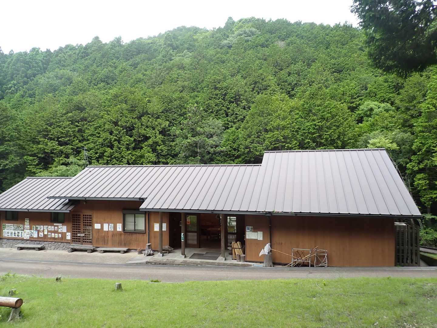渓流の広場