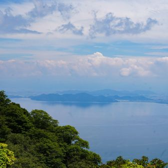 あの島なんだろ…