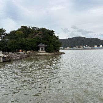 妹背山と名草山