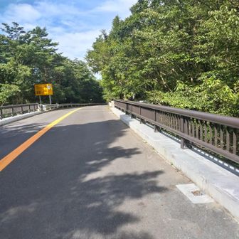 とりあえず雨乞岳登山口ですな❗️😁💦　蕎麦さんのYouTube動画では反対側の🅿から行ける❗😆