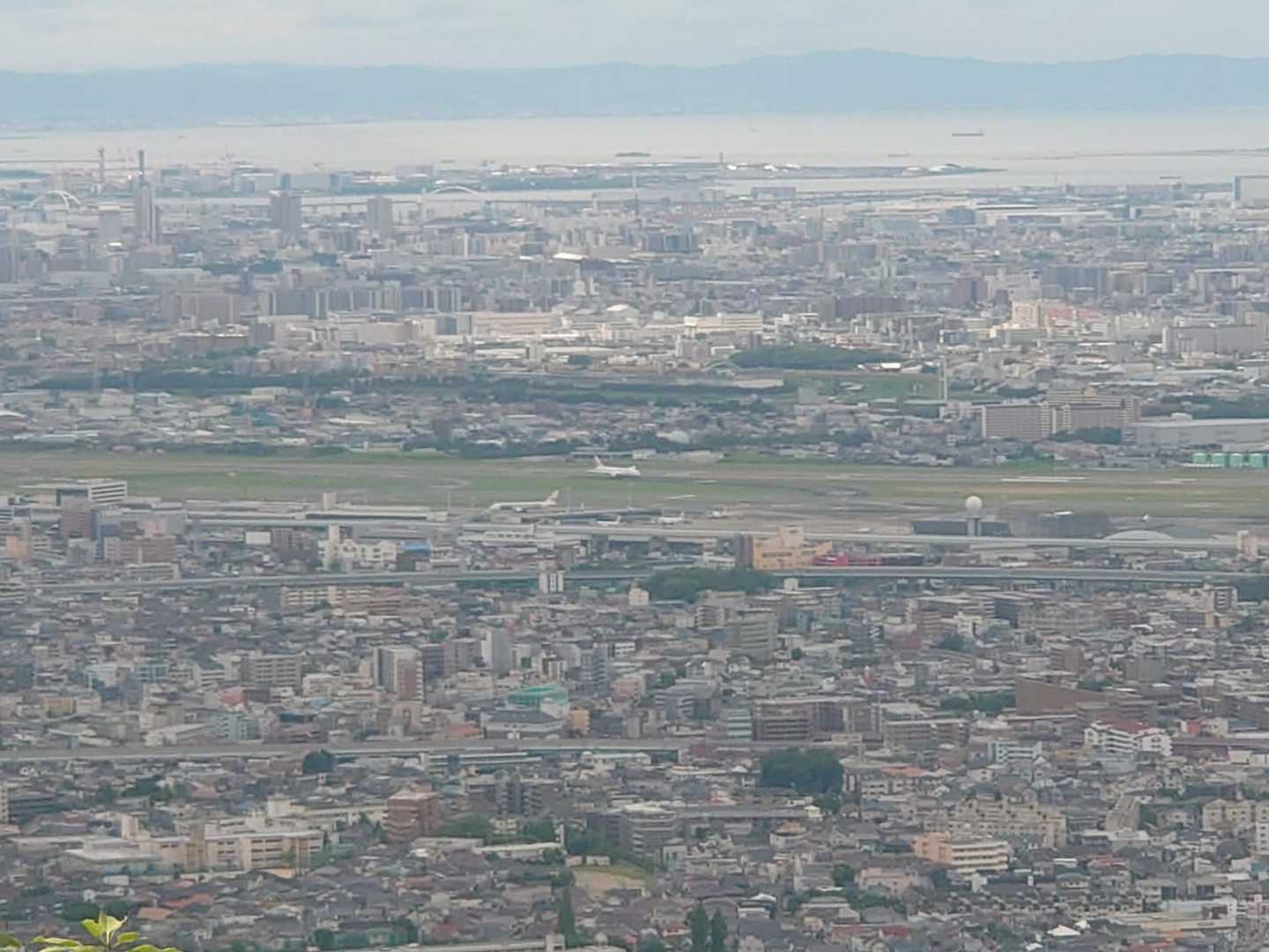 大阪国際空港