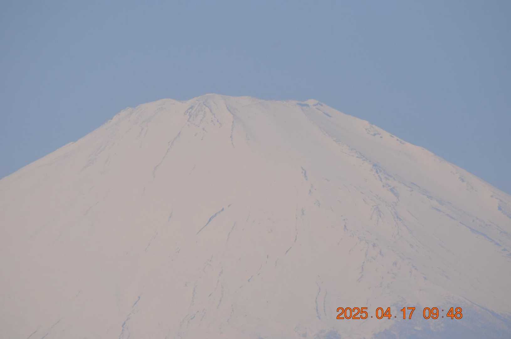 山頂も真っ白です😊