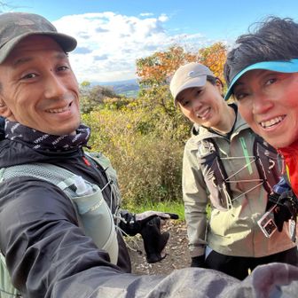 3人で撮ったたった1枚だけの写真🤳
この時はみんな元気だ〜😆
