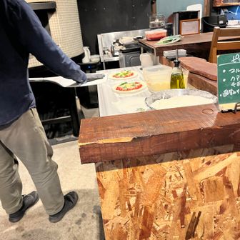 いよいよピザ食べれる🤤