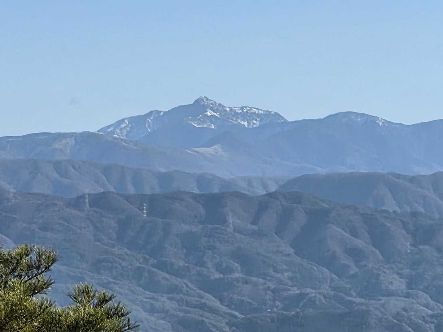 塩見岳🏔️
中央アルプスと南アルプスにサンドイッチされた傘山は眺望良くて最高でした😊