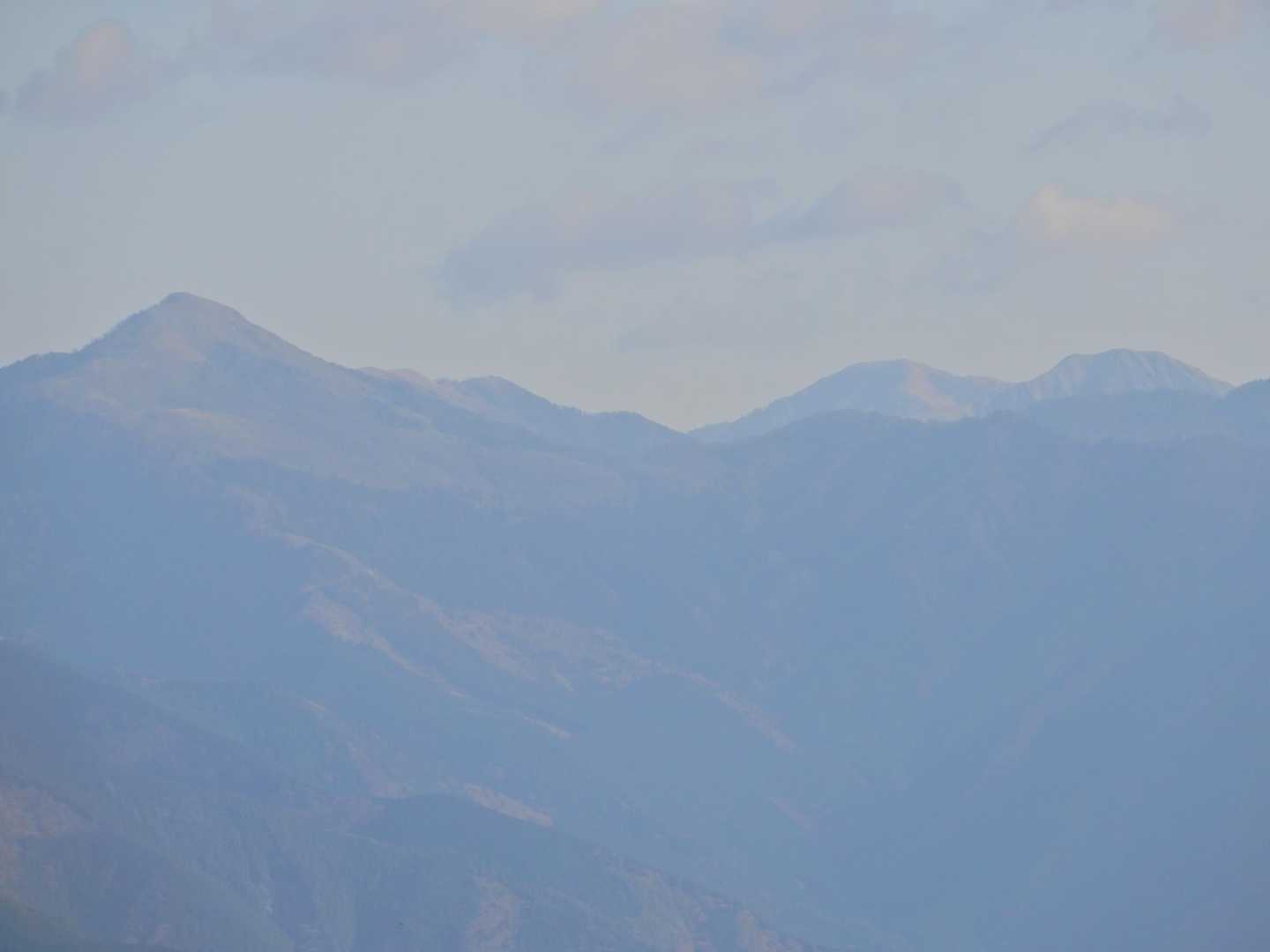 白髪山から剣山。