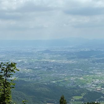 展望台まで降りてきた
写真少な❗️
今日はこれで終わりです。

金剛山は風があり涼しくて良かったです。✌️