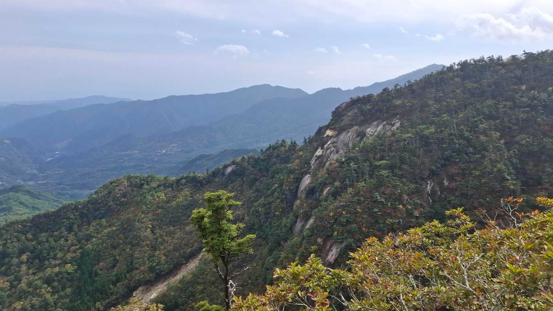 坊主尾根コース | ハシゴ・鎖場多数。九州最後の秘境と呼ばれる大崩山への写真
