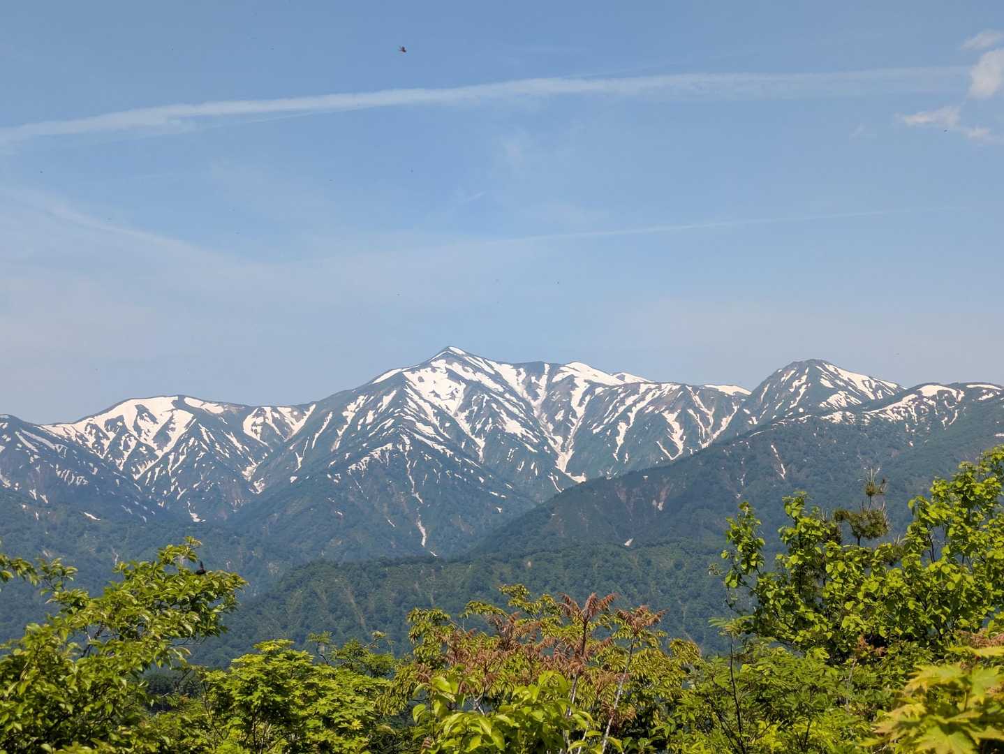 大朝日岳がどーん！