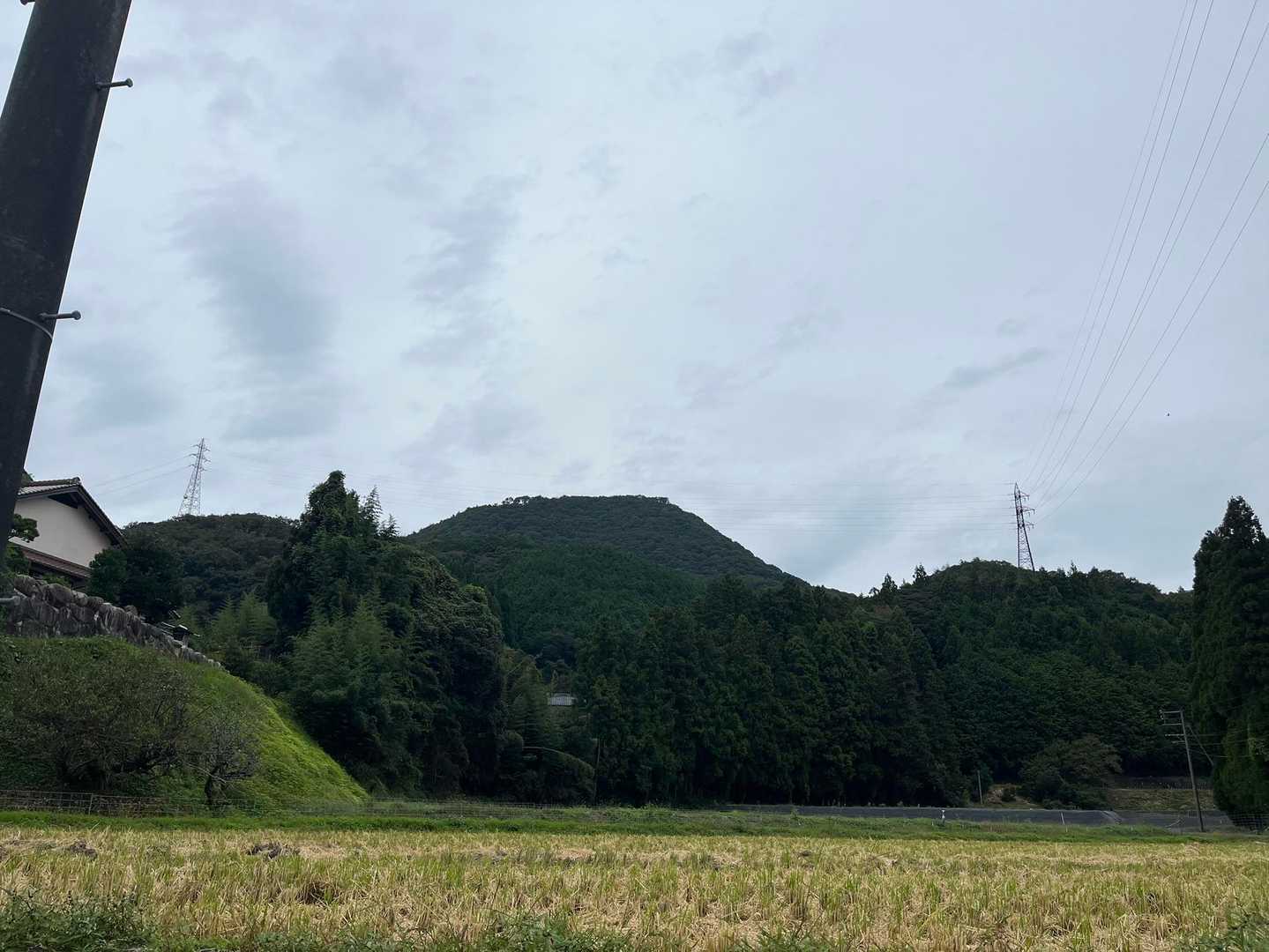 本当に、山頂が平できれいな城平山
阿宮富士🗻美しいね