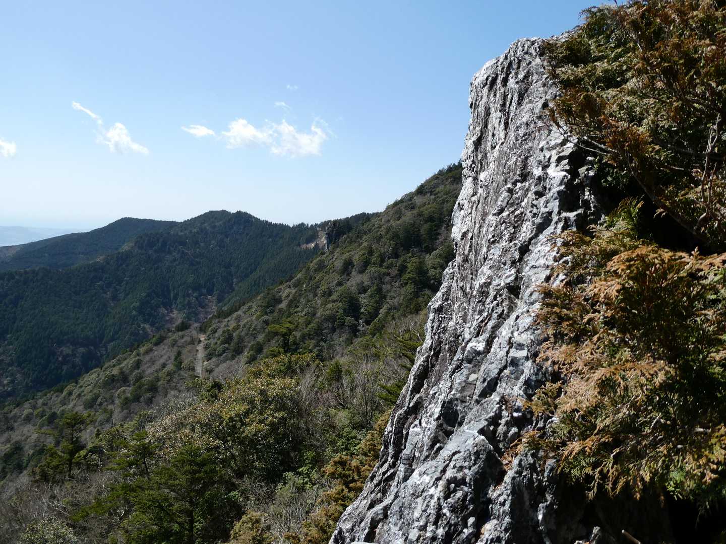 ヒノキ屛風岩