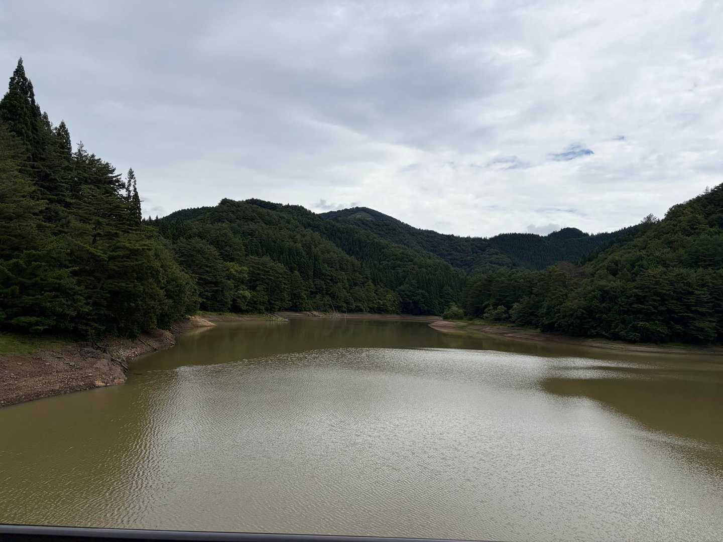 貯水池濁ってた😅
