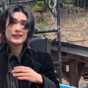 歌舞伎役者の様な顔つき