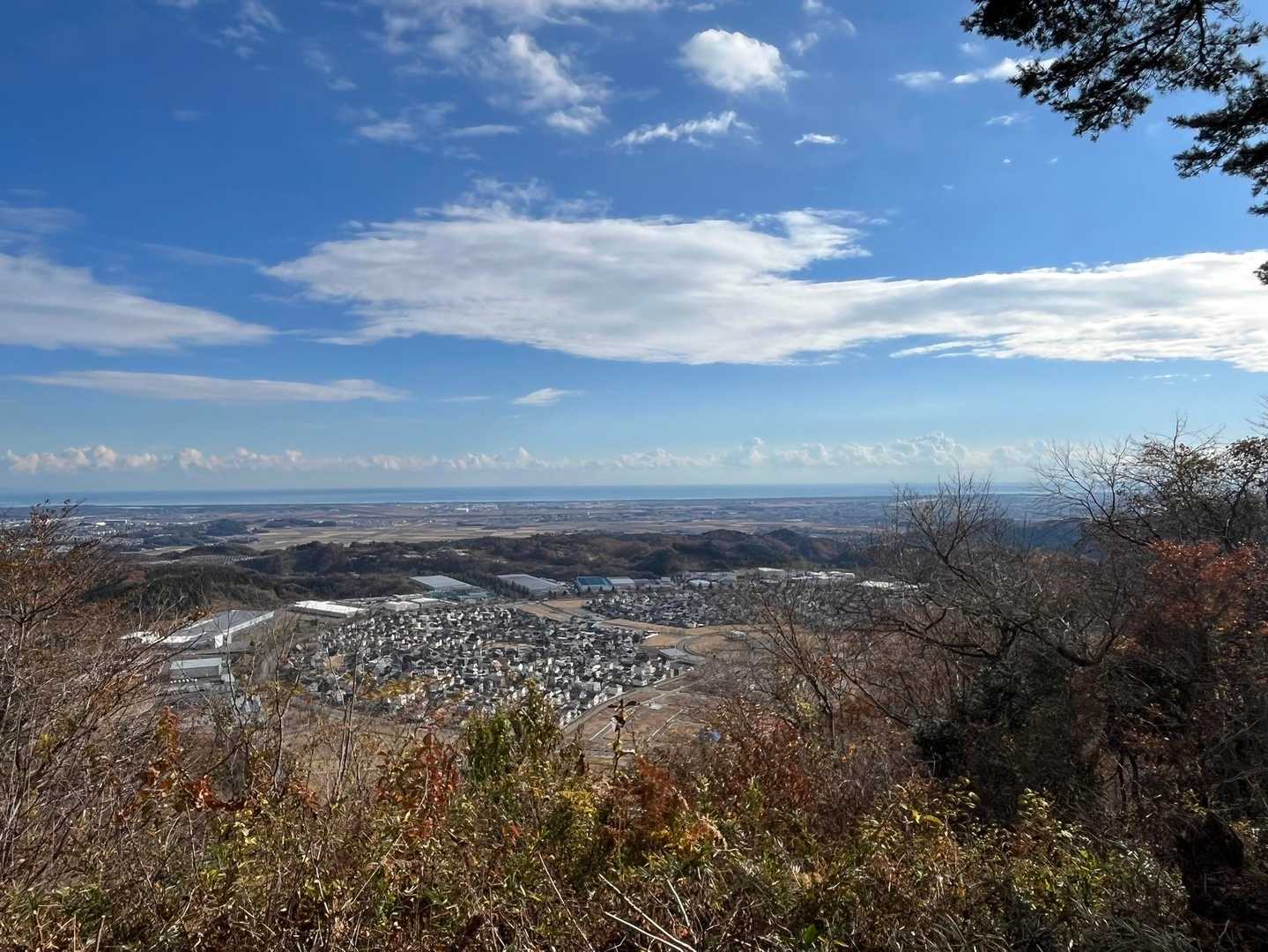 外山山頂より愛島台