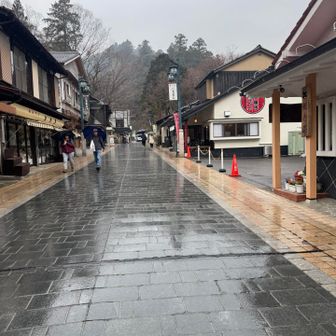 ウエアも帽子も雨粒だらけ☔️
身体は冷え切っています🥶
もう一息でゴール。どんな形にできたかな☺️