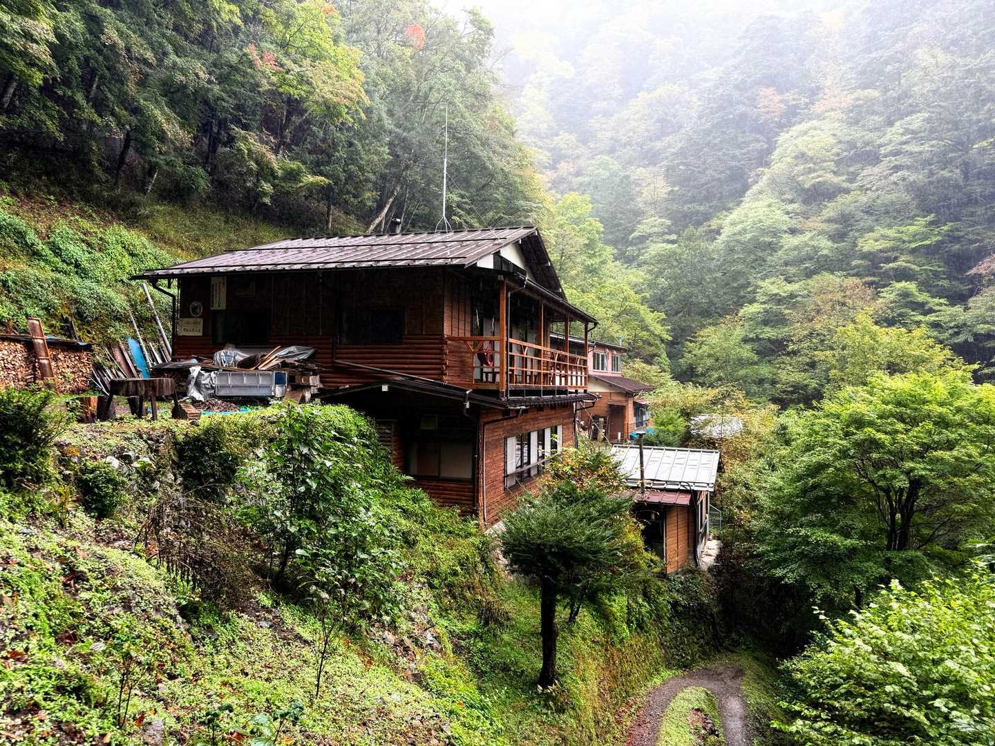 2時間ちょっとで秘湯　三条の湯♨️に到着
動画をInstagramのリールに纏めました

https://www.instagram.com/reel/DQQvCjCEsiz/?igsh=MTVkcmJ3OGw2dW1iNw==