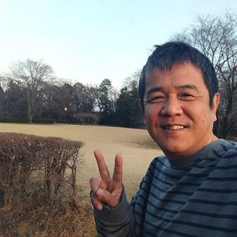 つつじ山登頂のVサイン🦭
でも、ヤバいんですよ💦