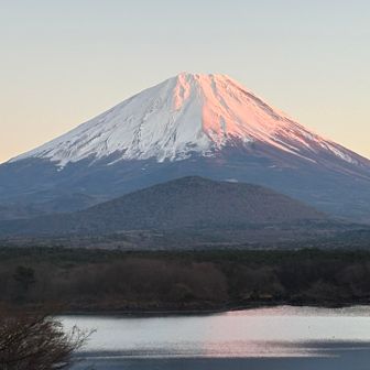 明るいうちに🅿️まで戻って来れた😌
予定より遅くなったけど綺麗なアーベン富士が🥰