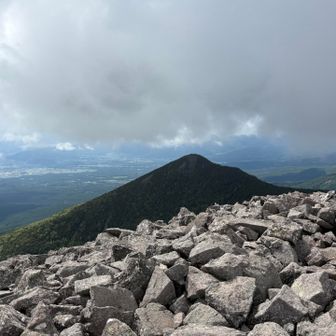 明日行く西岳