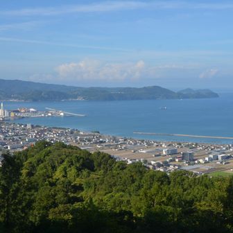 8/15（土）
昨日登ったから今日はもういいかな
そう思ったものの、空があまりにも青くて☀