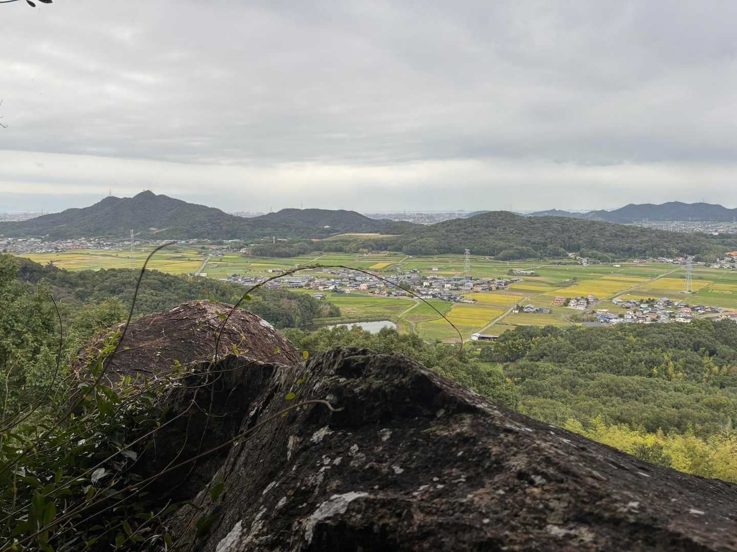 毘沙門天…岩？　からの眺望