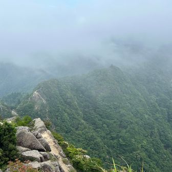 鎌尾根方面…真っ白☁🫧🤍