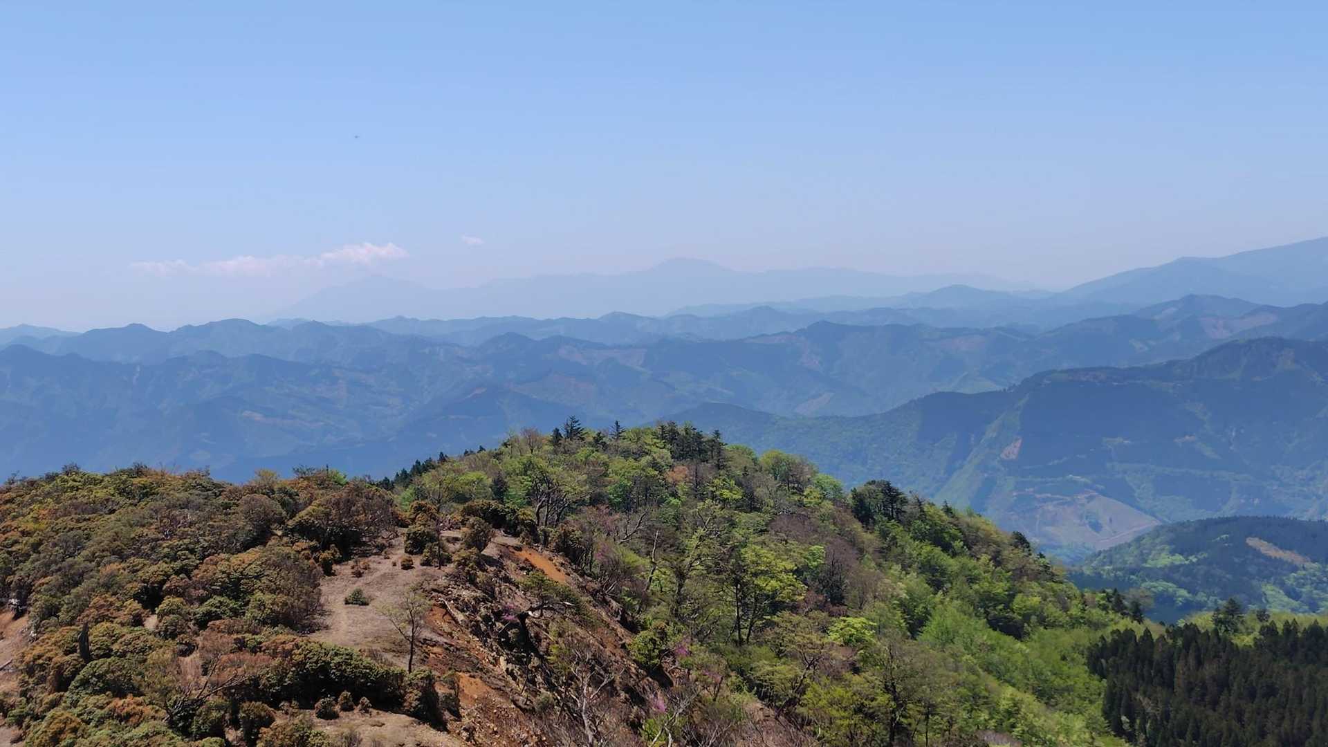 いい天気☀遠くに霧島連山🗻