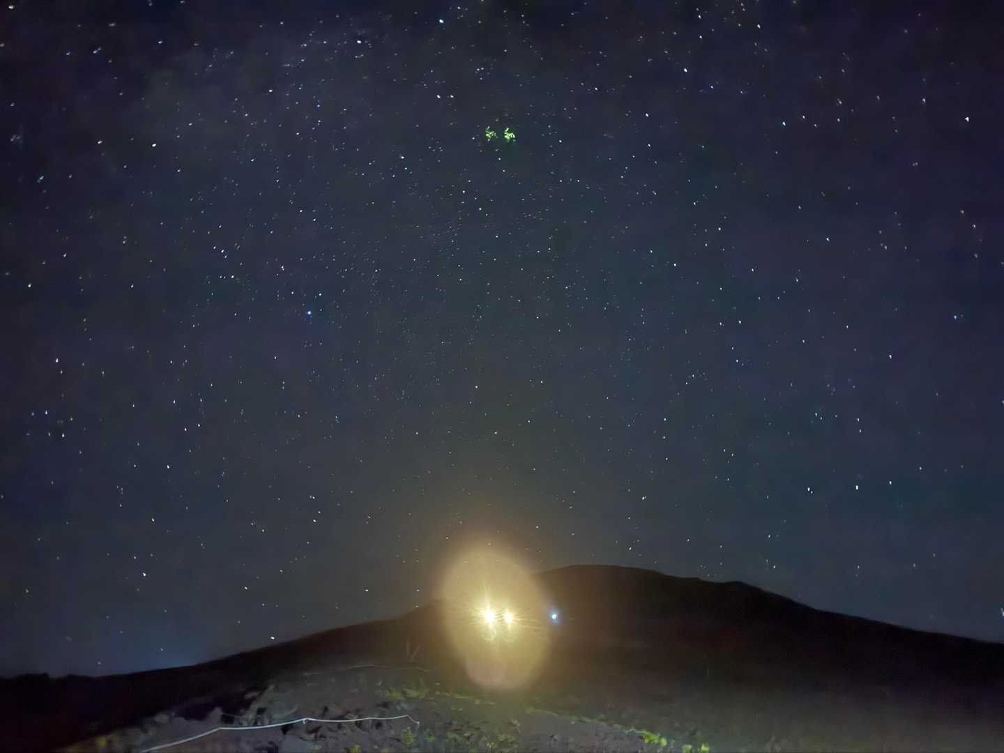おはようございます！というかまだ夜中😅
1時出発予定なのですが、トイレではやく目が覚めました。
トイレは富士山だいたいどこも1回300円です
頂上トイレはPayPayも使えました😳