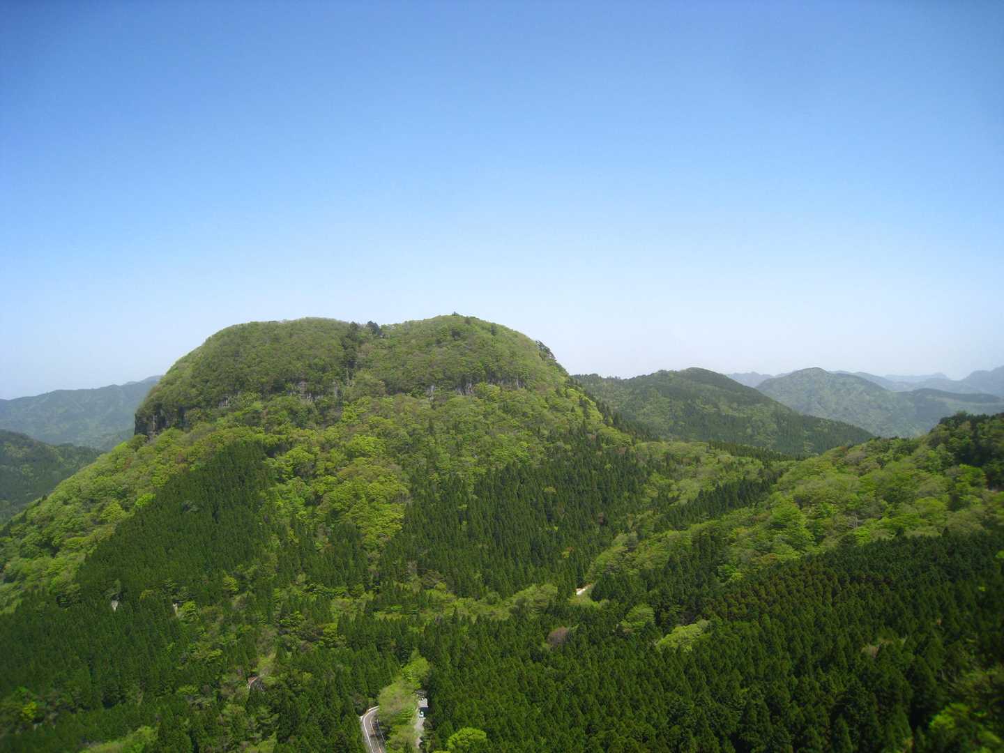 鷹ノ巣山… 最近歩いてないなぁ