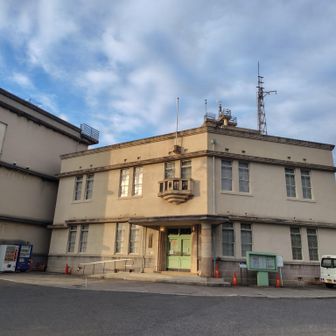 すぐ到着
山頂もこの辺か
