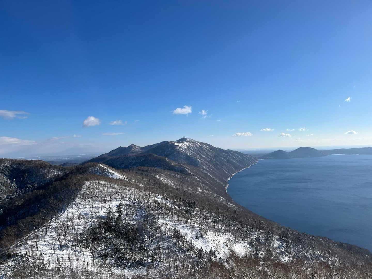 別角度の紋別岳