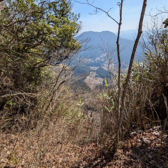 南東方向👀
…三峰山かなぁ？
