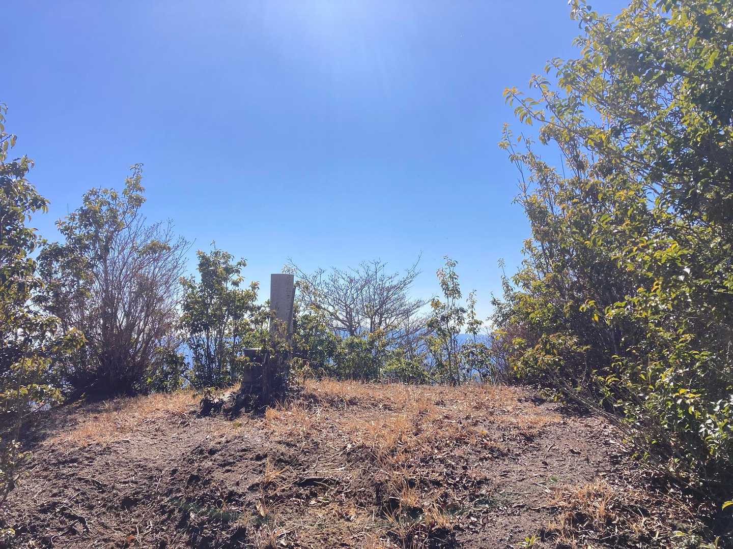 烏帽子岳 登頂🙌
九州百名山 101座目/142座
10個目の烏帽子岳