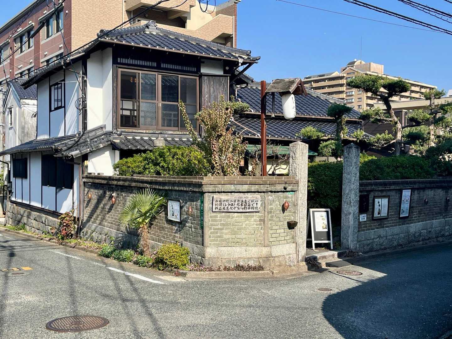 何処でお昼たべようかな。このお店は良さげですが、山登りの格好で入りづらい、、
高いし、、、