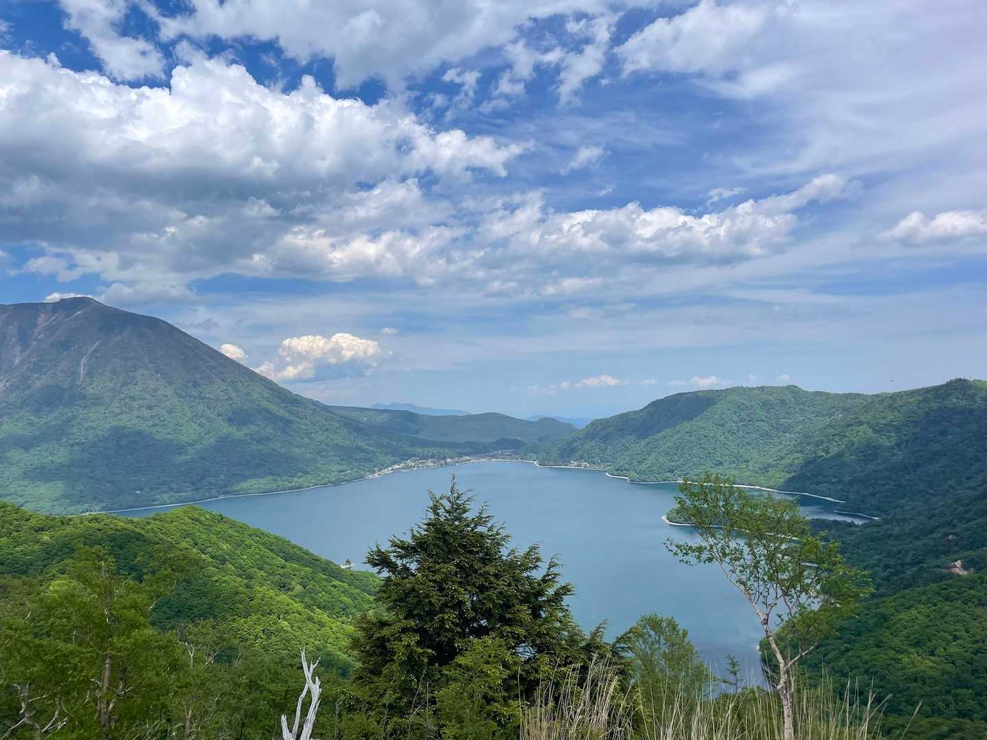 中禅寺湖の水位が下がってました