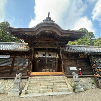猿投神社でも山行の晴天を祈願