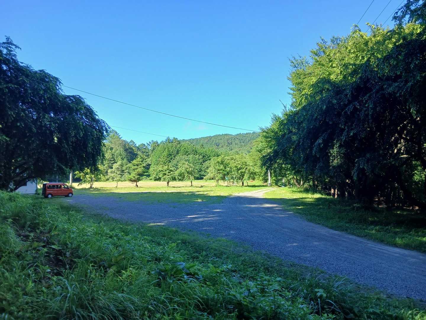 たかずや運動公園駐車場
