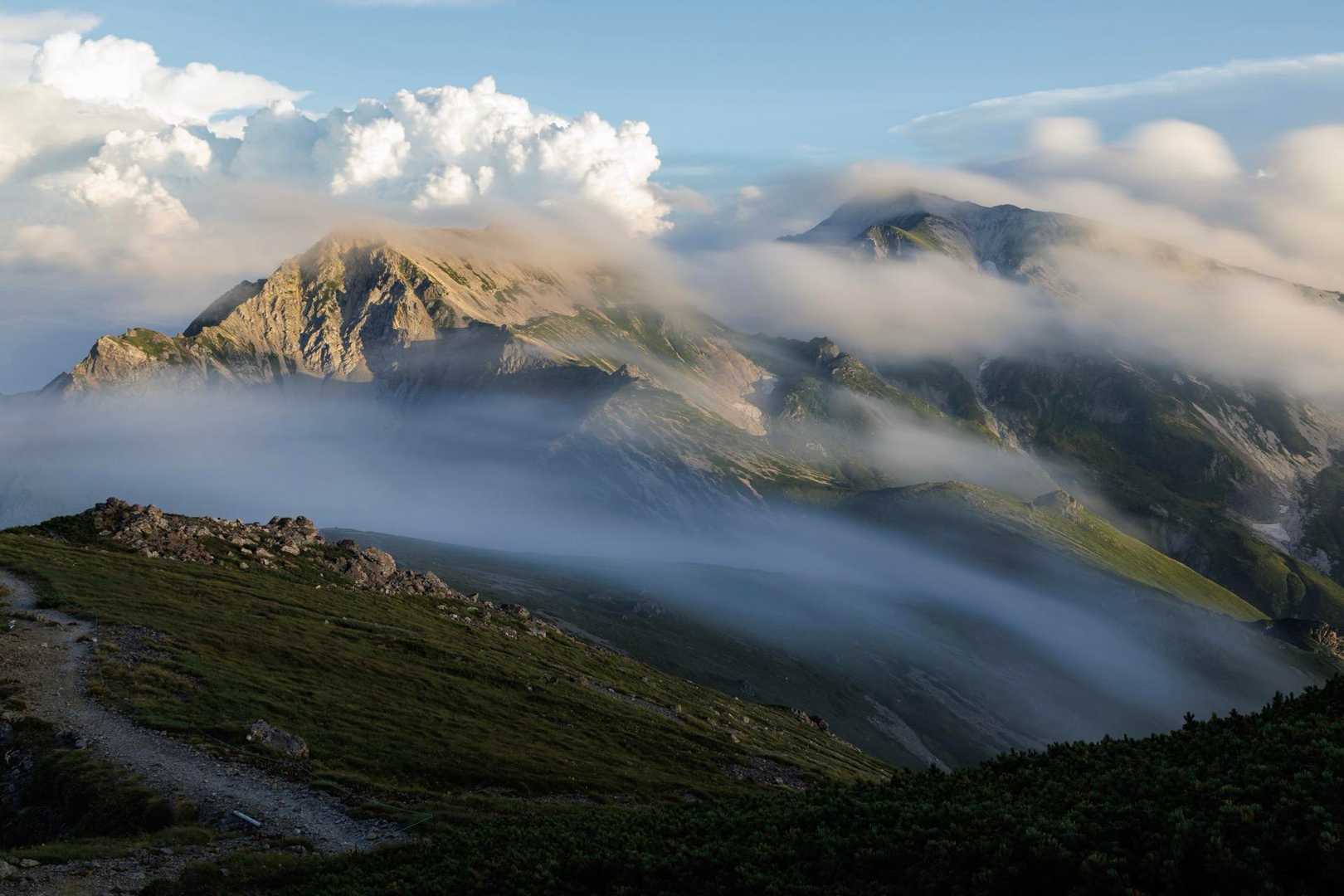 猿倉登山口-岩室跡-白馬岳-丸山-杓子岳-白馬鑓ヶ岳 周回コースの写真