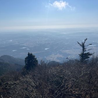 広戸仙の麓
自衛隊演習場が見えます