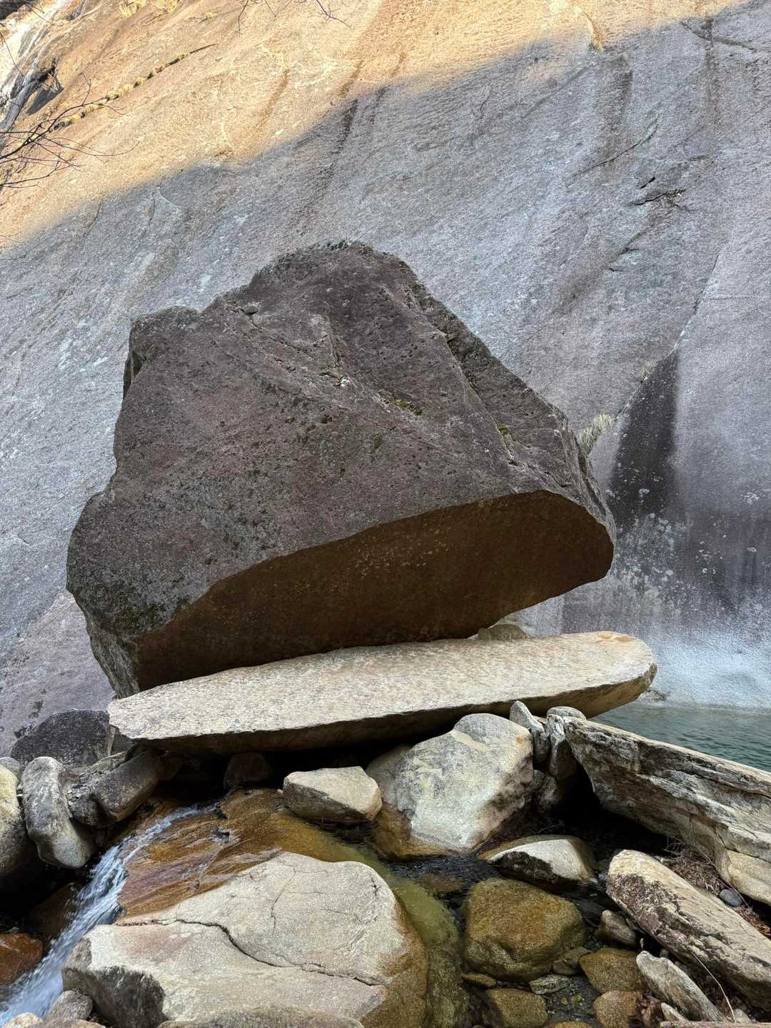 鬼の目山登山口-鬼の目山-鉾岳 往復コースの写真