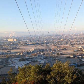 山頂鉄塔から〜♪