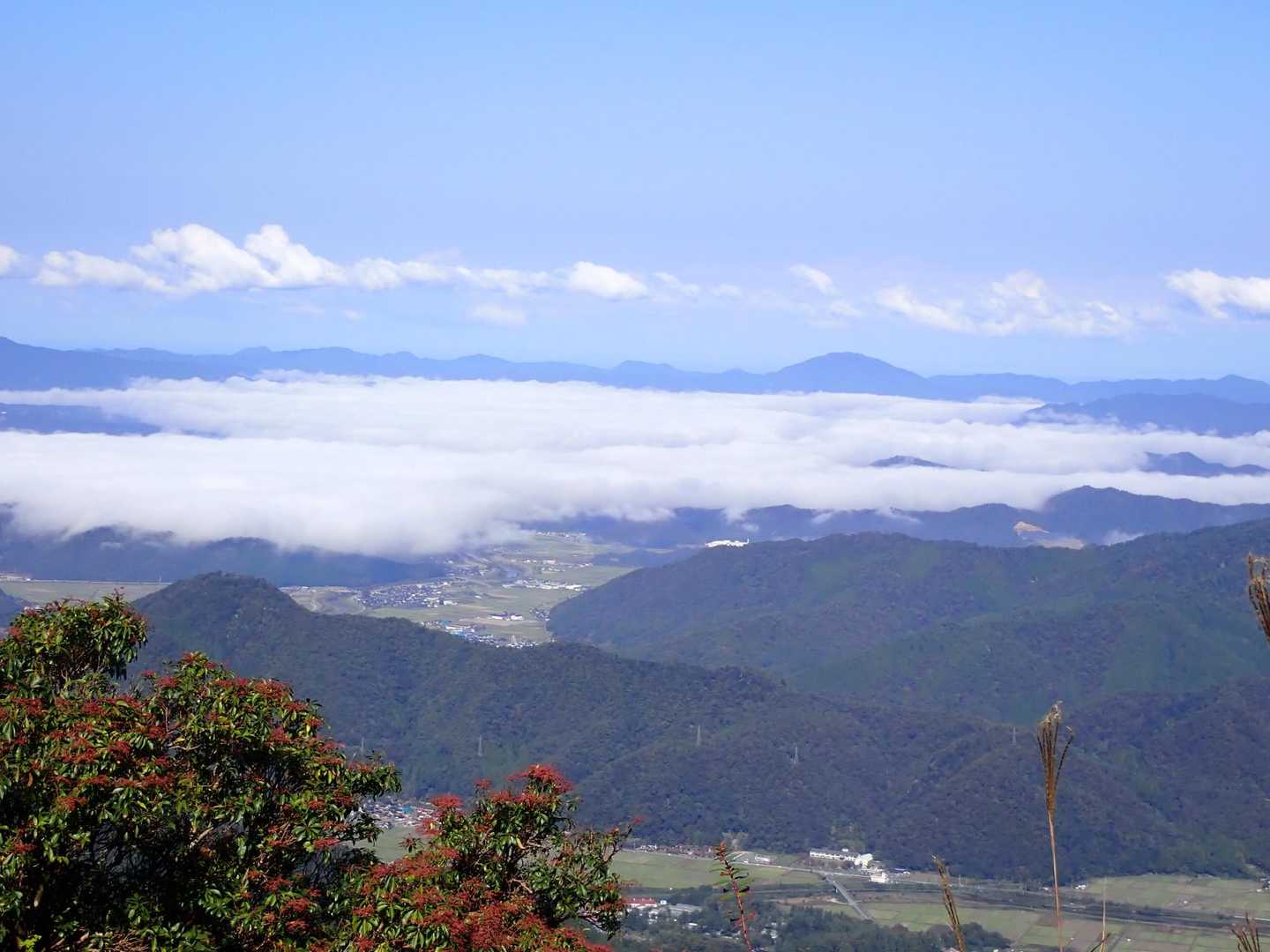 眼下の雲