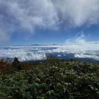 西から上がって来たガス☁️は飯縄山を越えると途切れる