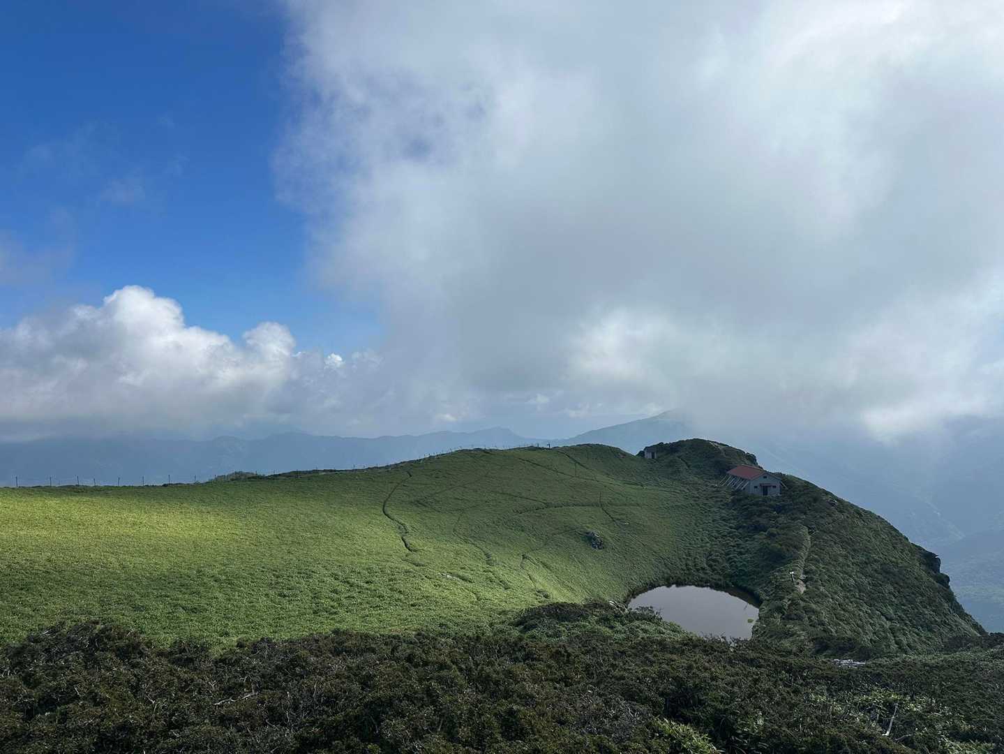 三嶺往復 | 大展望の高知県最高峰へ。危険箇所もなく、安心して歩けるの写真