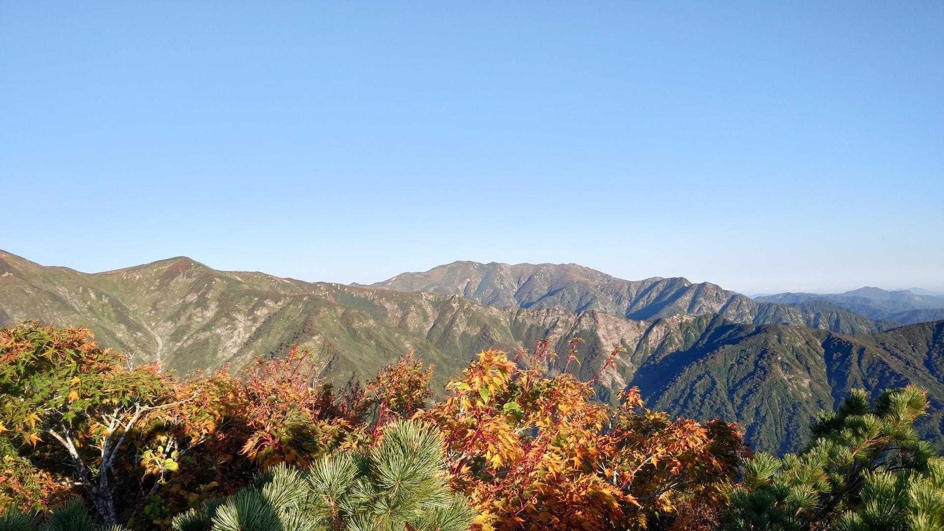 清太岩山から以東岳