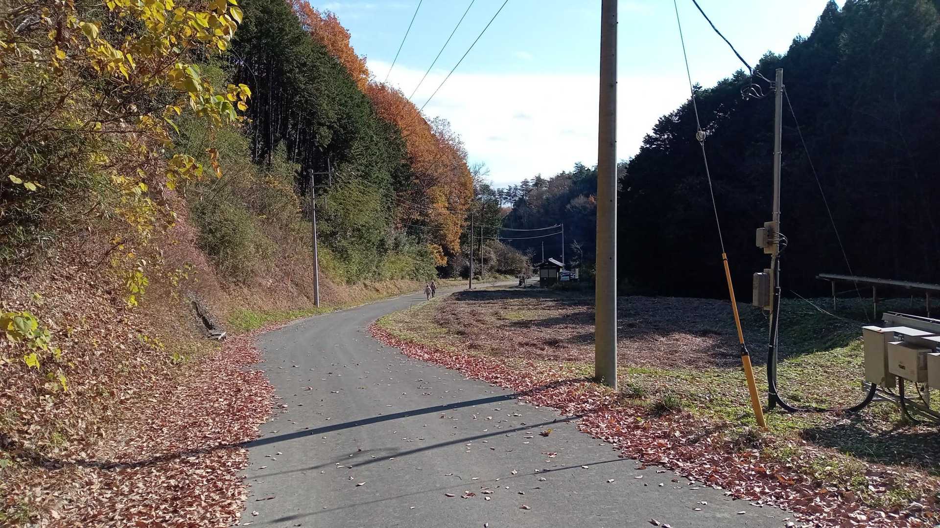 駐車場が見えて来ました〜
お疲れ山です。