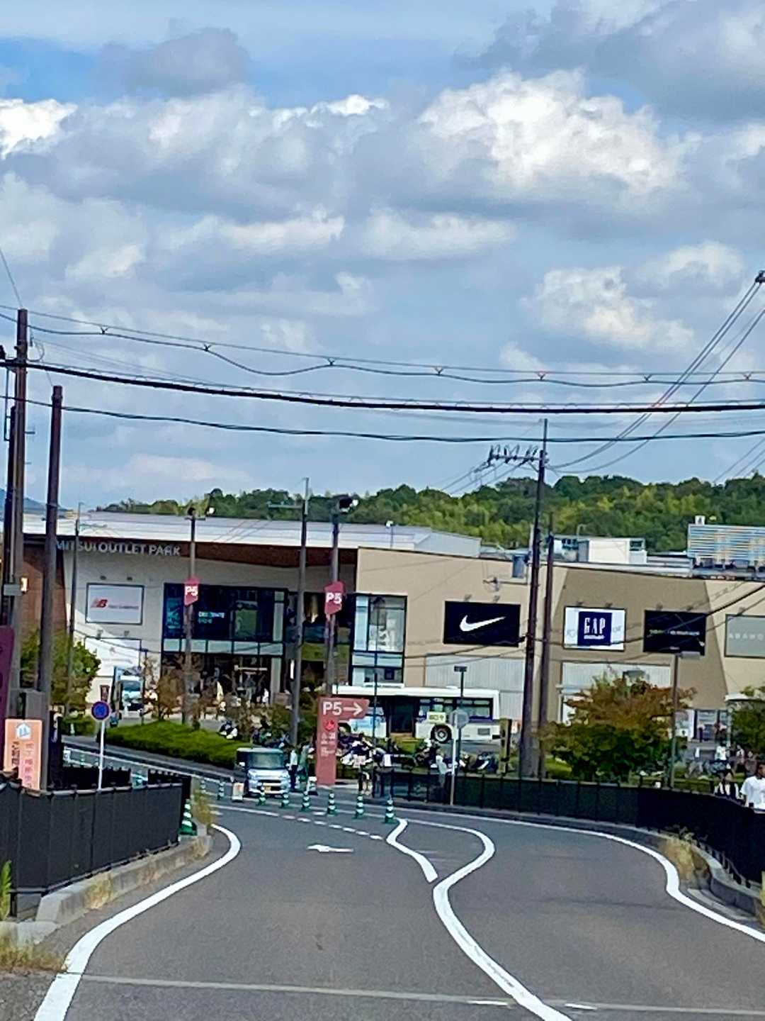 今日はアウトレットには行きません。